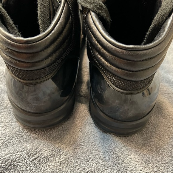 Men’s Gucci shoes - Picture 5 of 8